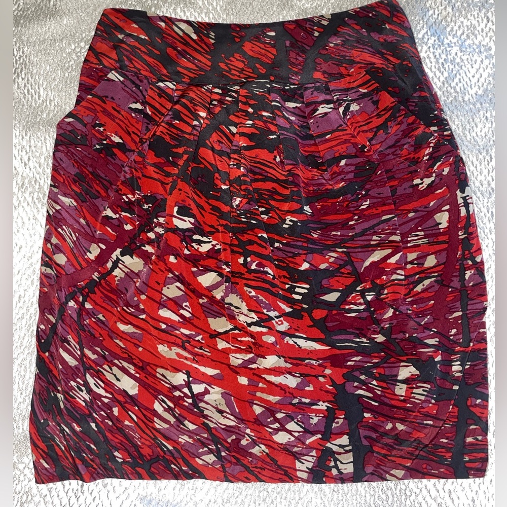 BCBG MAXAZARIA RED PATTERNED SATIN BALLOON SKIRT SIZE 0